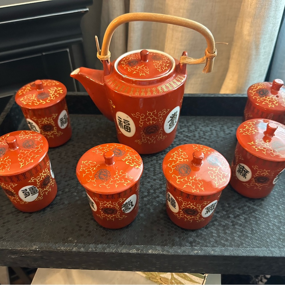 Elegant Red Tea Set with Bamboo Handle